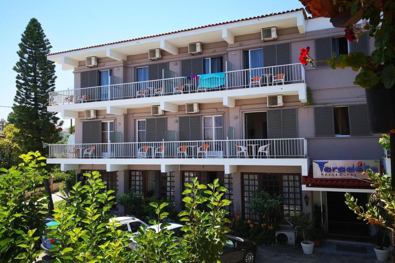Taradella Hotel Alissos Eksteriør billede